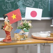 Tiết học giao lưu thú vị giữa hai ngôi trường Việt - Nhật